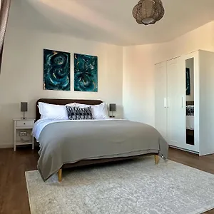 Homestay City Nights -, London